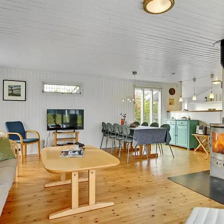 Holiday home Joon - 300m From The Sea In Djursland And Mols By Interhome *